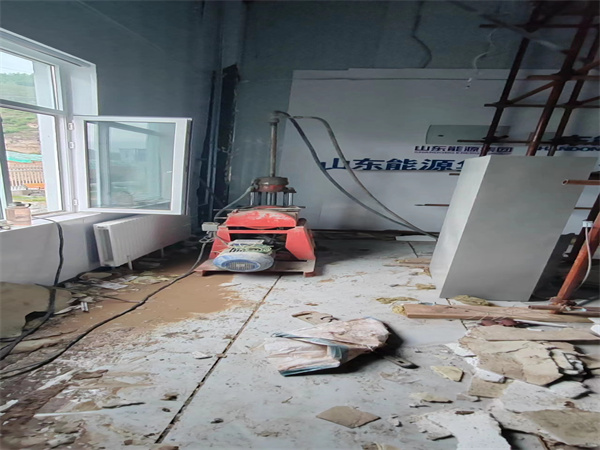 公主岭地基基础下沉墙体裂缝加固注浆顶升施工